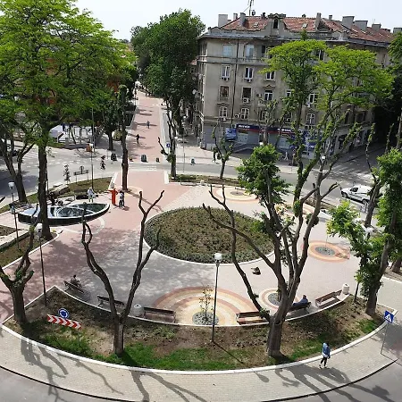 The Puzzle Apartment *